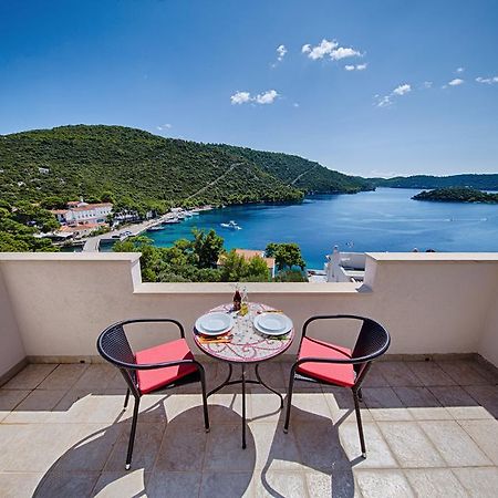 Apartments Ladesta Lastovo 객실 사진