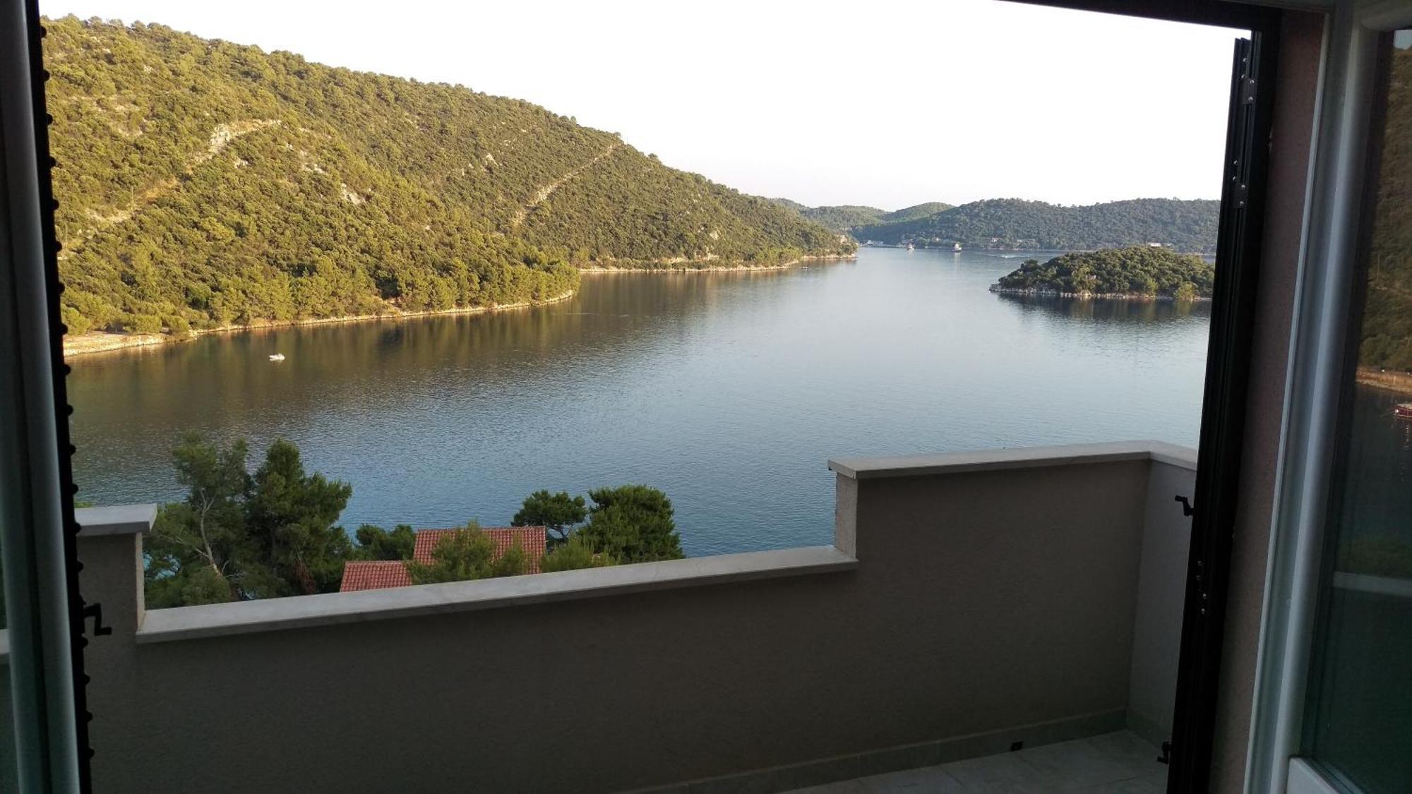Apartments Ladesta Lastovo 객실 사진
