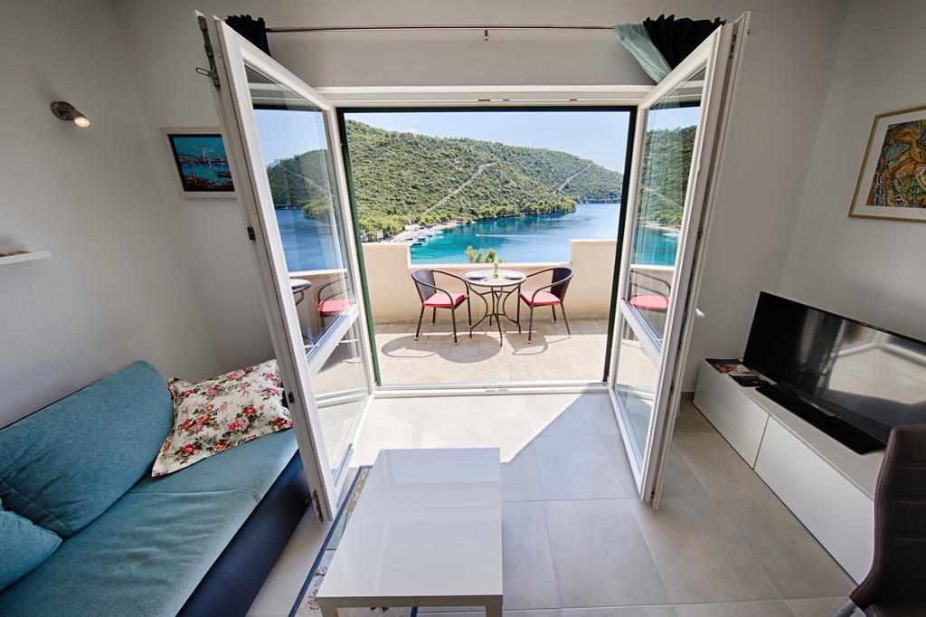 Apartments Ladesta Lastovo 객실 사진