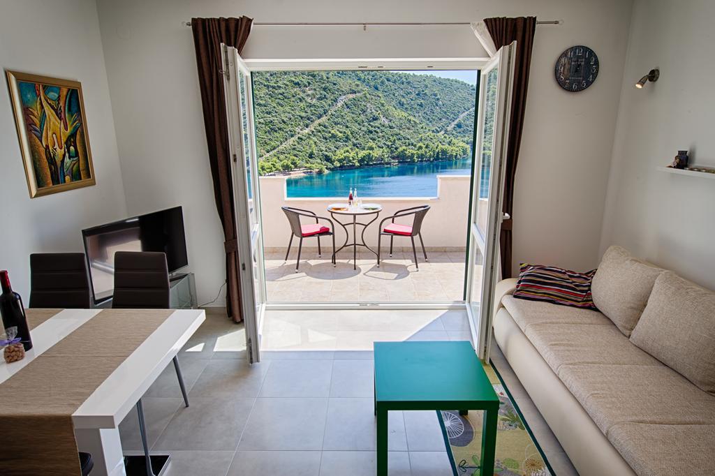 Apartments Ladesta Lastovo 객실 사진